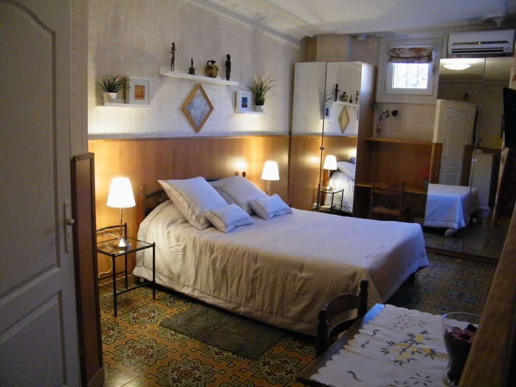 Chambres D'Hotes La Maison Sur Le Port Meze Room photo
